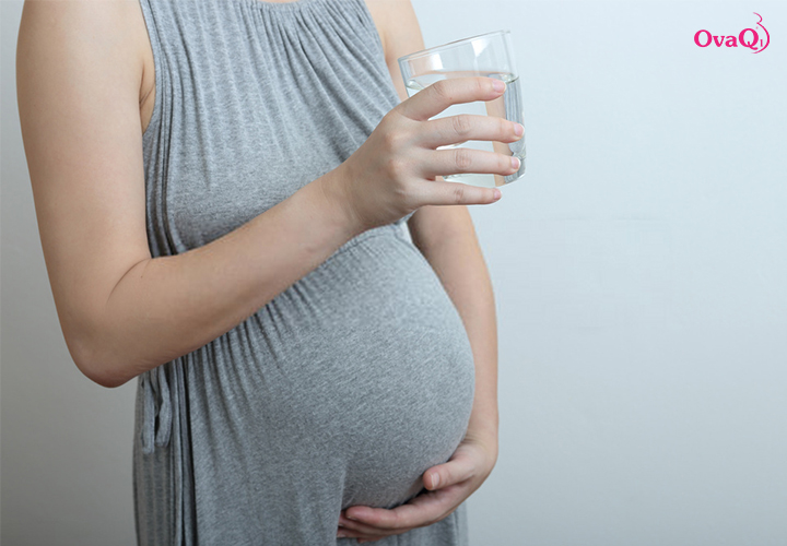 Bổ sung đủ nước sẽ giúp tăng tỷ lệ thành công của IVF