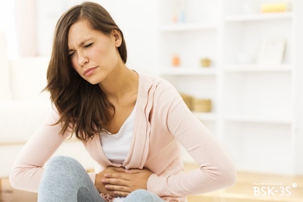 Những người phụ nữ bị mắc chứng tử cung lạnh thường xuyên cảm thấy đau bụng
